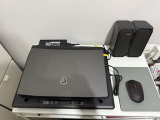 Portátil MSI Pulse GL66 12UEK + ACCESORIOS*