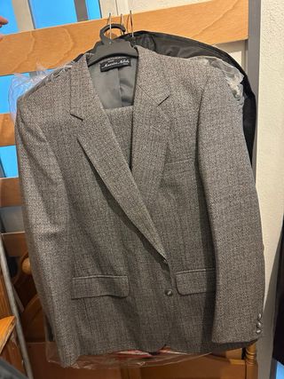 Vari cappotti e giacche