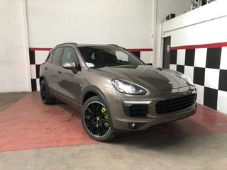 Porsche Cayenne S E-HYBRID 2015 panoramico full ex