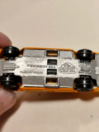 Taxi Peugeot 504 Guisval (Raro) Made in Spain