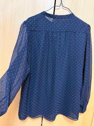 Camisa Massimo Dutti lunares negros