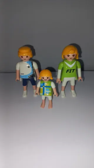 Playmobil figuras y pelota