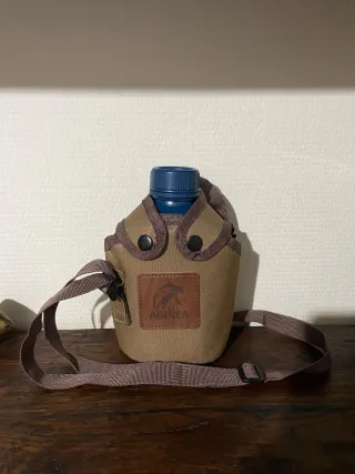 Cantimplora senderismo a estrenar