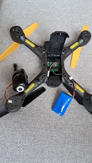 Dron SYMA X53HW FPV Real-Time alto alcance