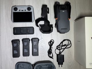 DJI Mavic 3 Fly More Combo. Mando RC
