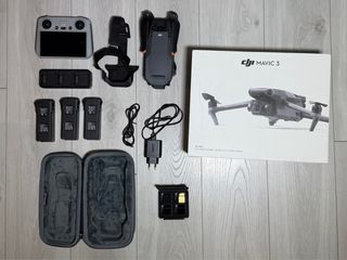 DJI Mavic 3 Fly More Combo. Mando RC