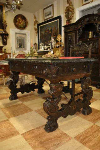 Antiguo despacho renacentista