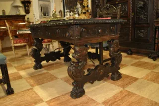 Antiguo despacho renacentista