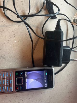 Telemóveis Nokia 6300 e 1600
