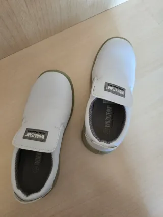 NUEVOS ♡ Zapatos de Trabajo / Seguridad - Talla 36