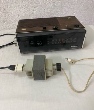 Radio reloj despertador Panasonic vintage
