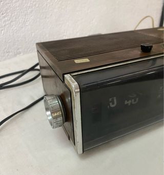 Radio reloj despertador Panasonic vintage