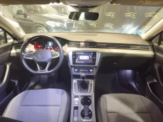 Volkswagen Passat 2022