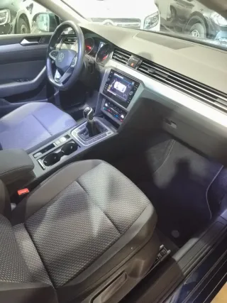 Volkswagen Passat 2022