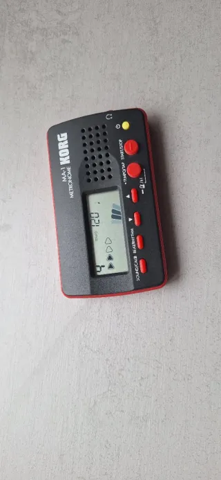 Metrónomo Korg MA-1 Digital Compacto