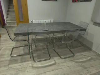 Mesa y 4 Sillas Comedor Transparentes