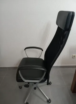 Silla de oficina ergonómica Ikea con ruedas