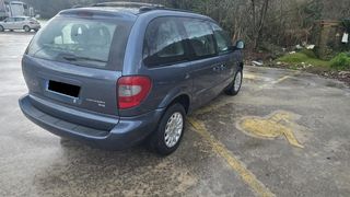 Chrysler Voyager 2.4 i LX 7 PLAZAS