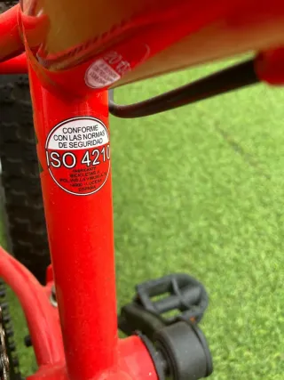 Bicicleta Infantil Roja JUVENTI