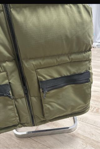 Chaleco acolchado verde militar