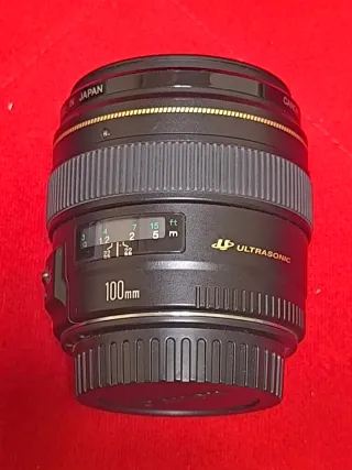 Canon EF 100mm f/2 USM Objetivo