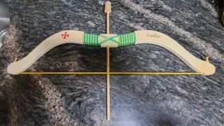 Arco y flecha infantil artesano. Hecho a mano