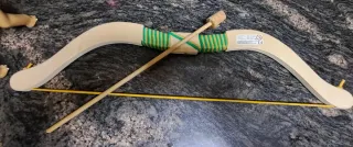 Arco y flecha infantil artesano. Hecho a mano