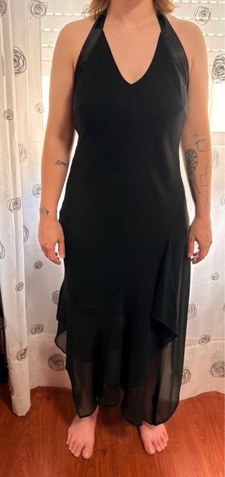 Vestido de fiesta negro con lazo