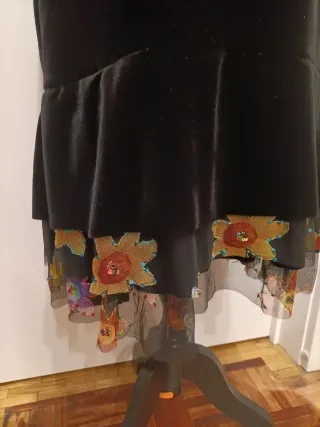 Vestido de terciopelo con estampado floral