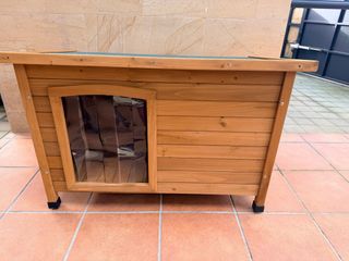 Caseta para perro de madera