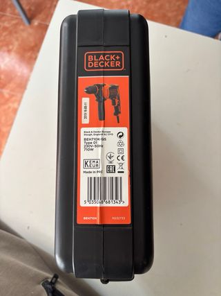 Taladro Black+Decker 710W Maletín
