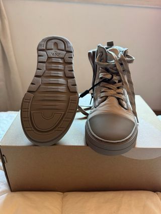 Botines acolchados beige