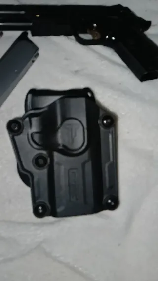 Cartuchera Táctica Universal Negra