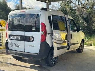 FIAT Doblò 2011