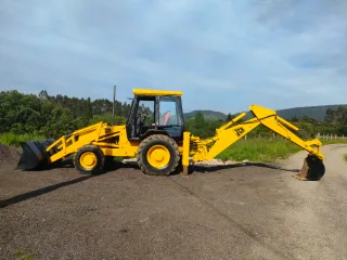 Retroexcavadora Mixta JCB 3cx