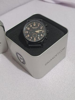 Reloj Gigandet Cronógrafo Negro Correa Cuero