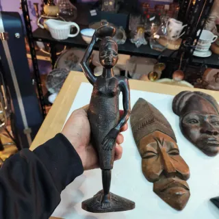 Máscaras y figuras Africana antiguas lote