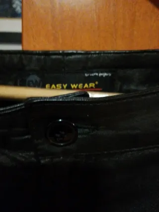 Pantalón cuero mujer negro