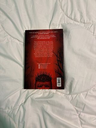 Una corte de rosas y espinas