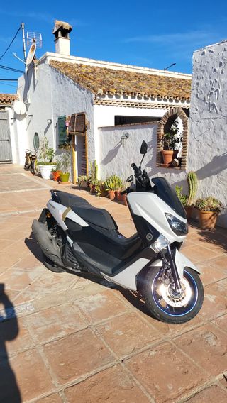 Yamaha N MAX 2017