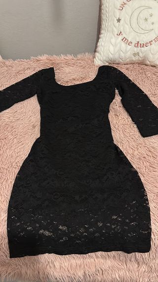 Vestido de encaje negro