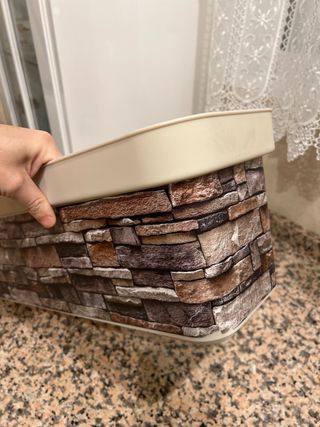 Conjunto 2 Maceteros Piedra Beige/Marrón