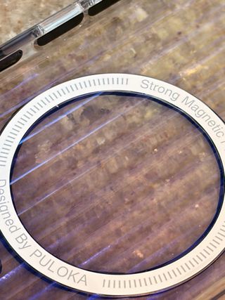 Funda Puloka iPhone 17 Magnética