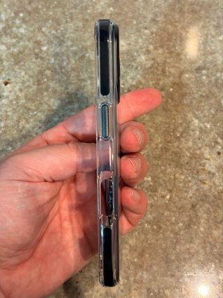 Funda Puloka iPhone 17 Magnética