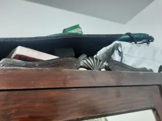 Armario antiguo madera tallada con espejo