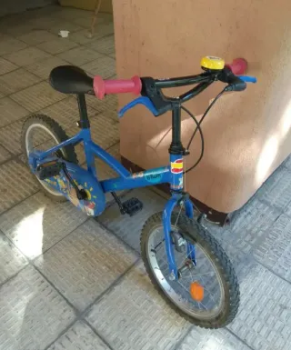 Bicicleta Infantil BTwin Azul con Timbre