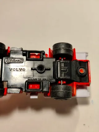 Camión Bomberos Volvo GUISVAL Made in Spain