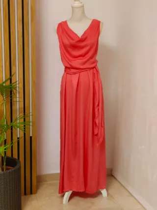 Vestido largo rosa coral