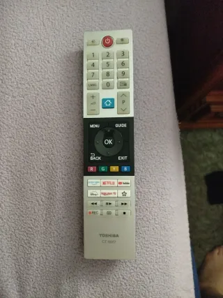 Toshiba TV 32 Nueva - Un solo uso esta nueva caja