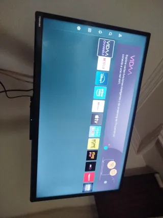 Toshiba TV 32 Nueva - Un solo uso esta nueva caja